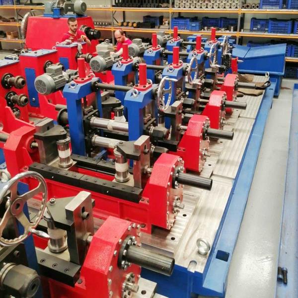 SCHIND ROLL FORM MACHINES